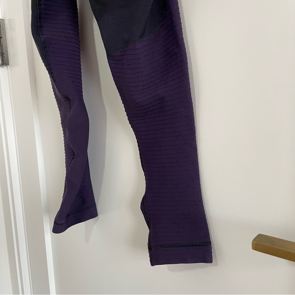 Women Nike Purple Black Sculpt Ribbed Dri Fit Legging L, Runs small - Picture 7 of 7